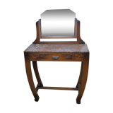 Art deco hairdresser