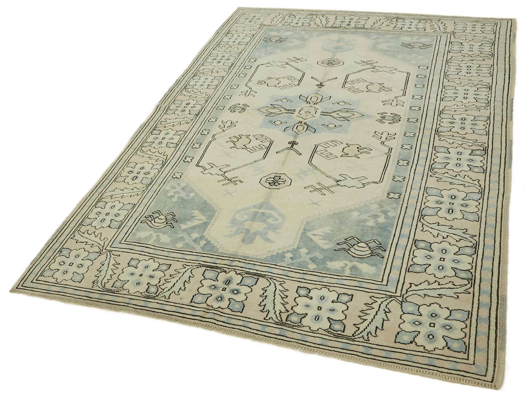Turkish Vintage Anatolian Rug 163 cm x 230 cm