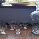 Verres ciselées avec leur carafe