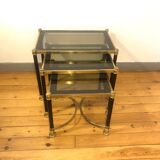 Nesting table