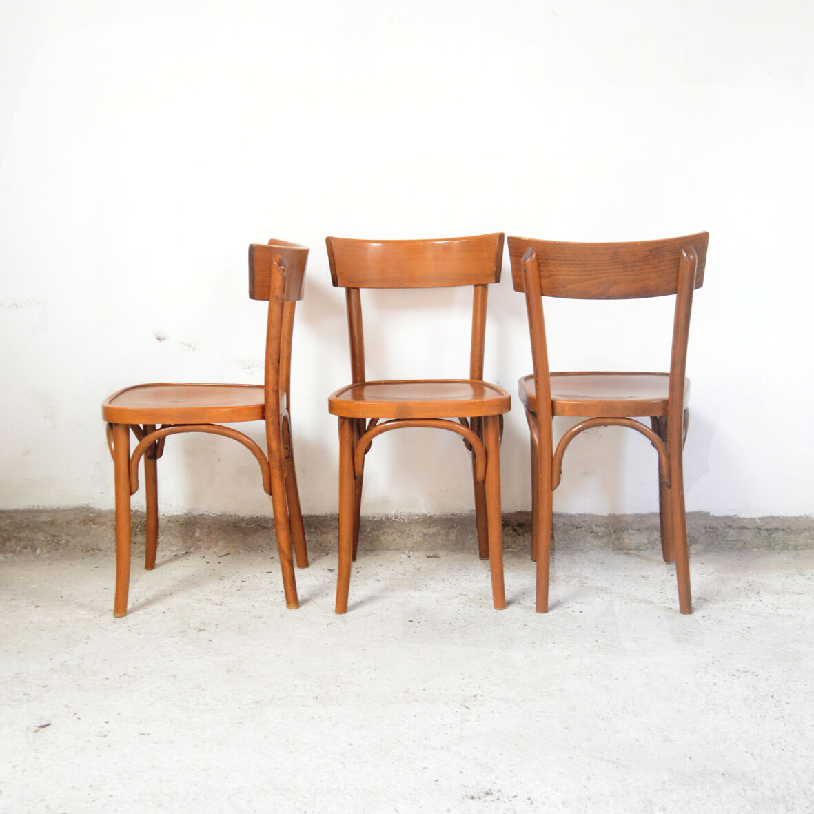 Ensemble de 3 chaises bistrot