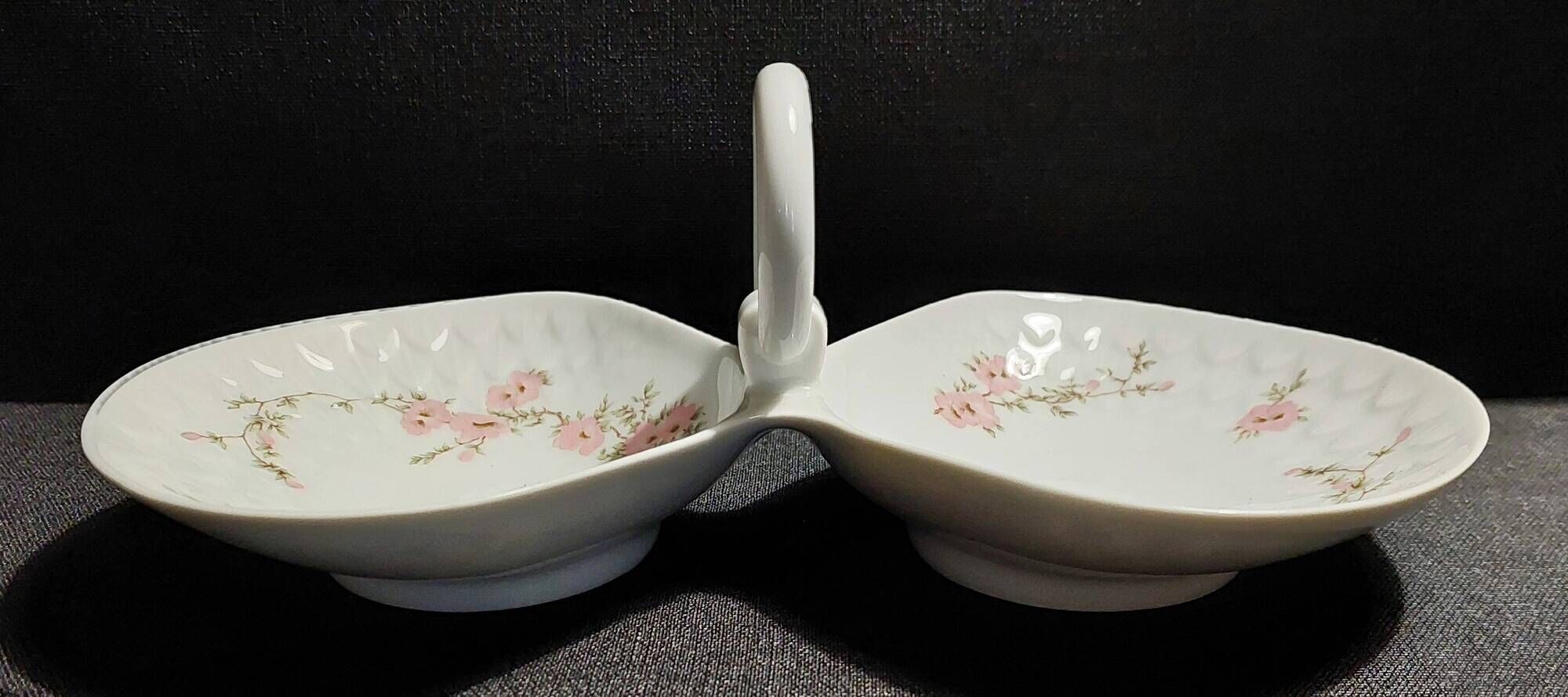 Servant aperitif porcelain dish Bernardaud Limoges decor Amandine