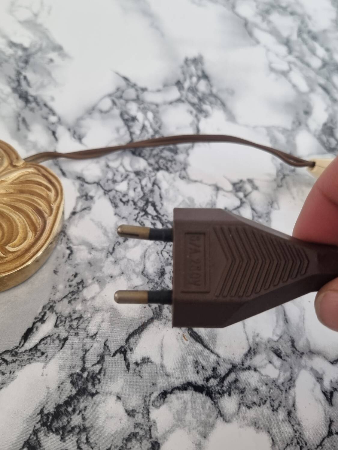 Vintage gold lamp base