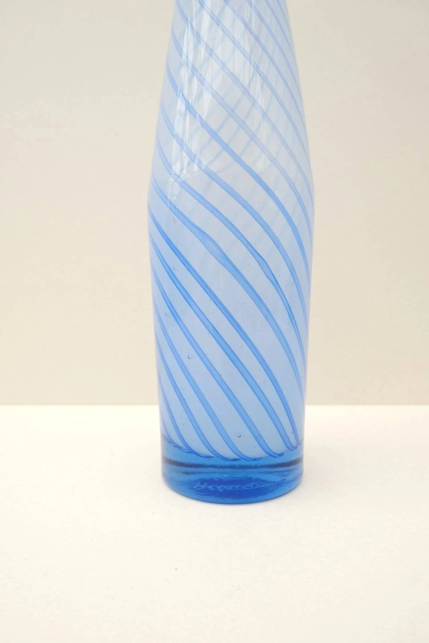 Allain Guillot blown glass vase, France 1984