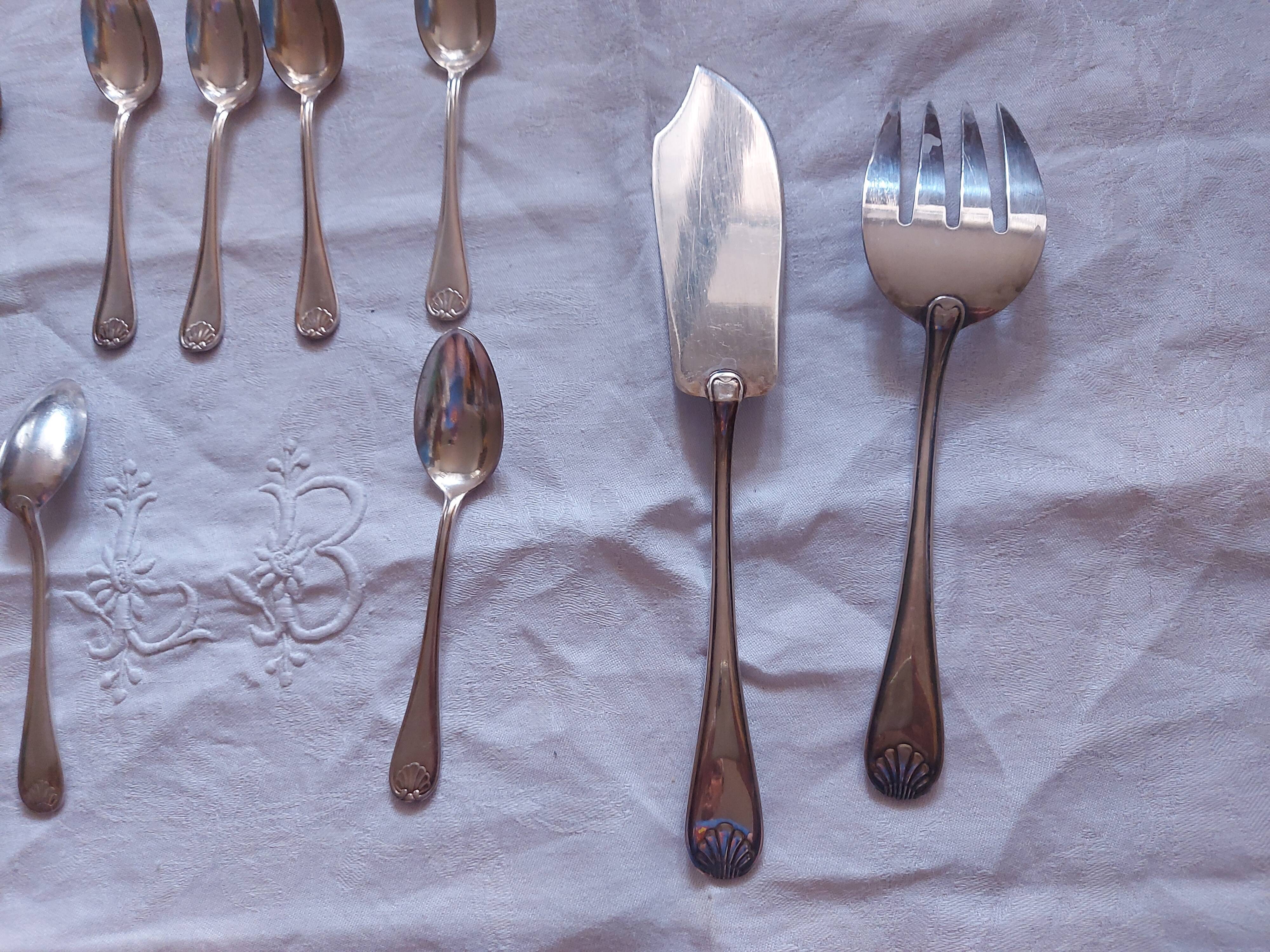 Cutlery in silvered metal, goldsmith Mondial