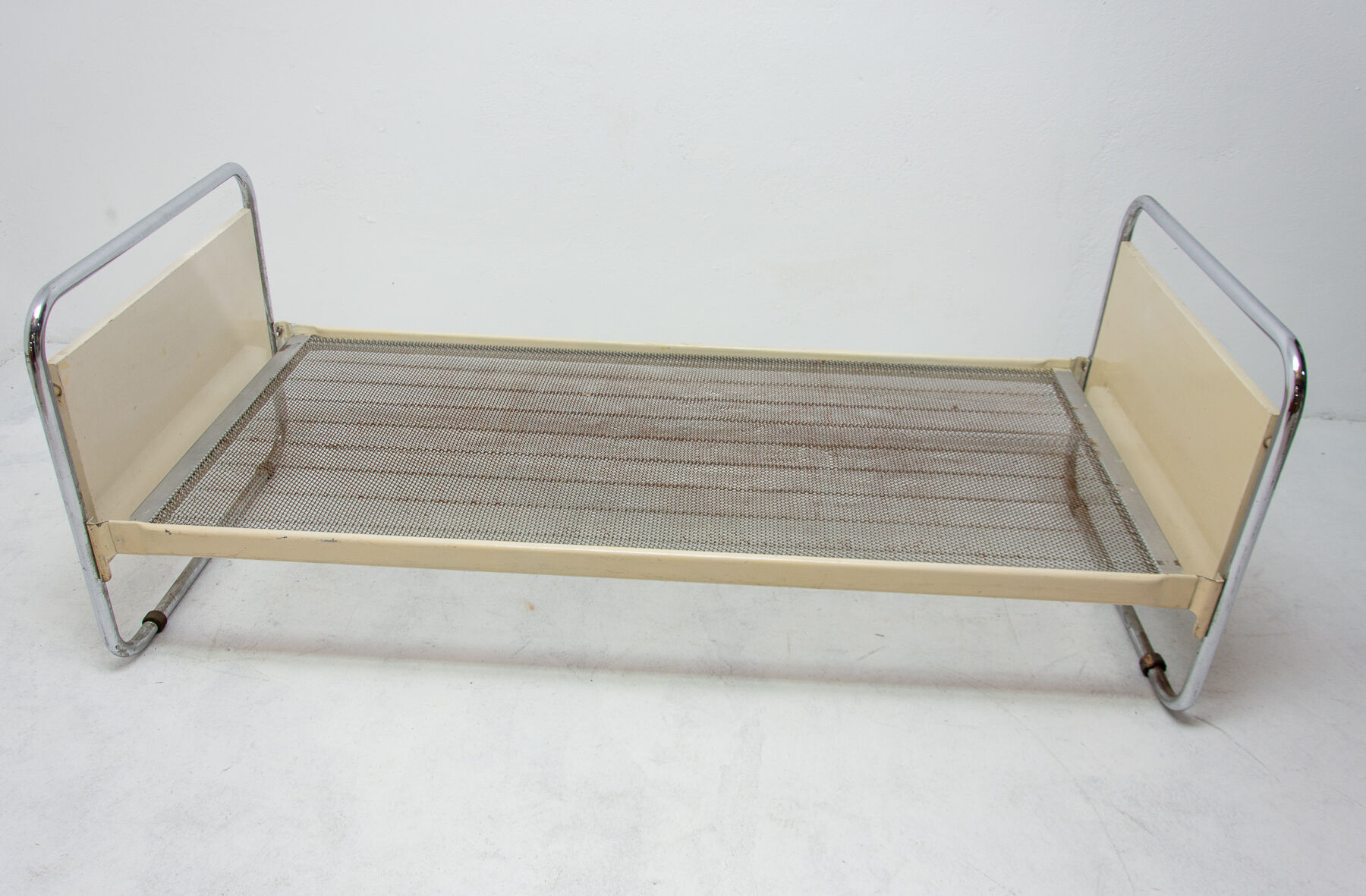 Tubular steel bed by Slezák, 1930´s, Czechoslovakia