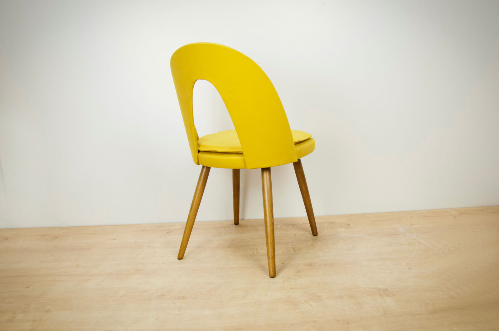 Dining Chairs by Antonín Šuman for Tatra, 1960s, Set of 4