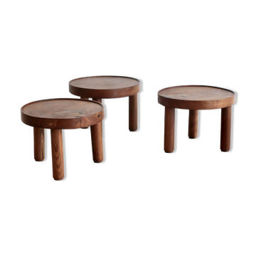 Un ensemble de trois petites tables rondes. Mado Jolain et René Legrand. France 1956