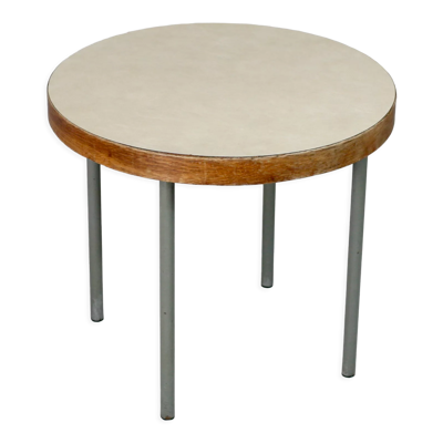Table d'appoint piètement acier tubulaire, plateau rond cerclage bois, France, circa 1950