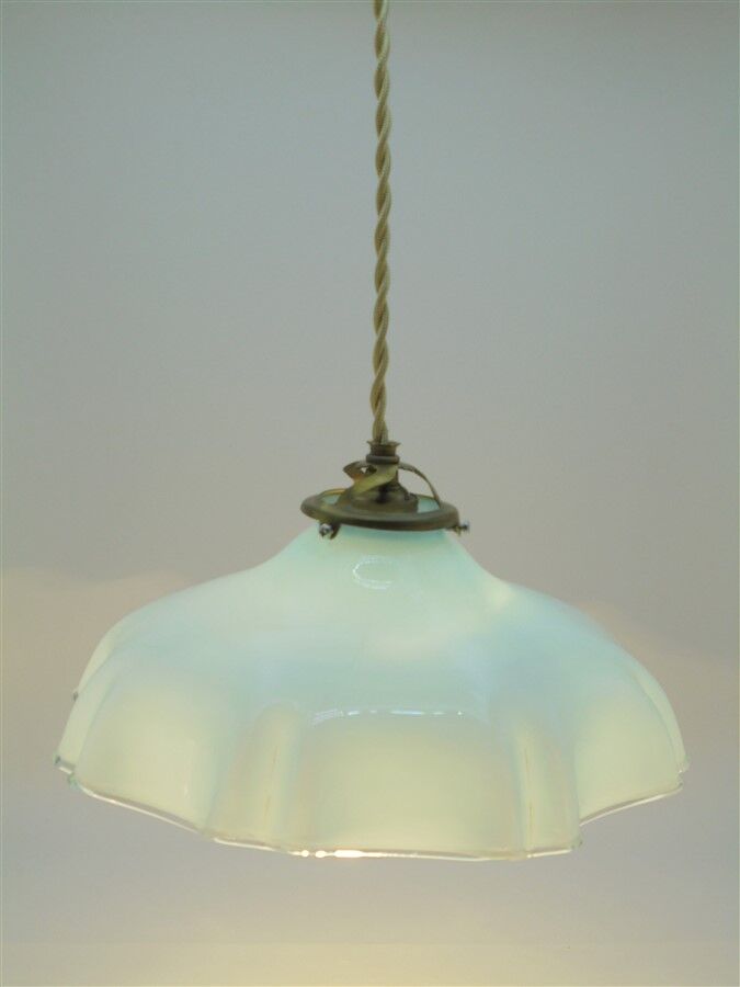 Opaline hanging lamp