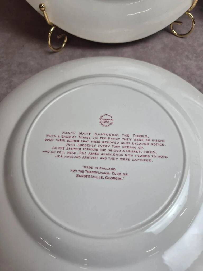 Set of 4 Wedgwood Georgia Historical Plates Mulberry England vintage