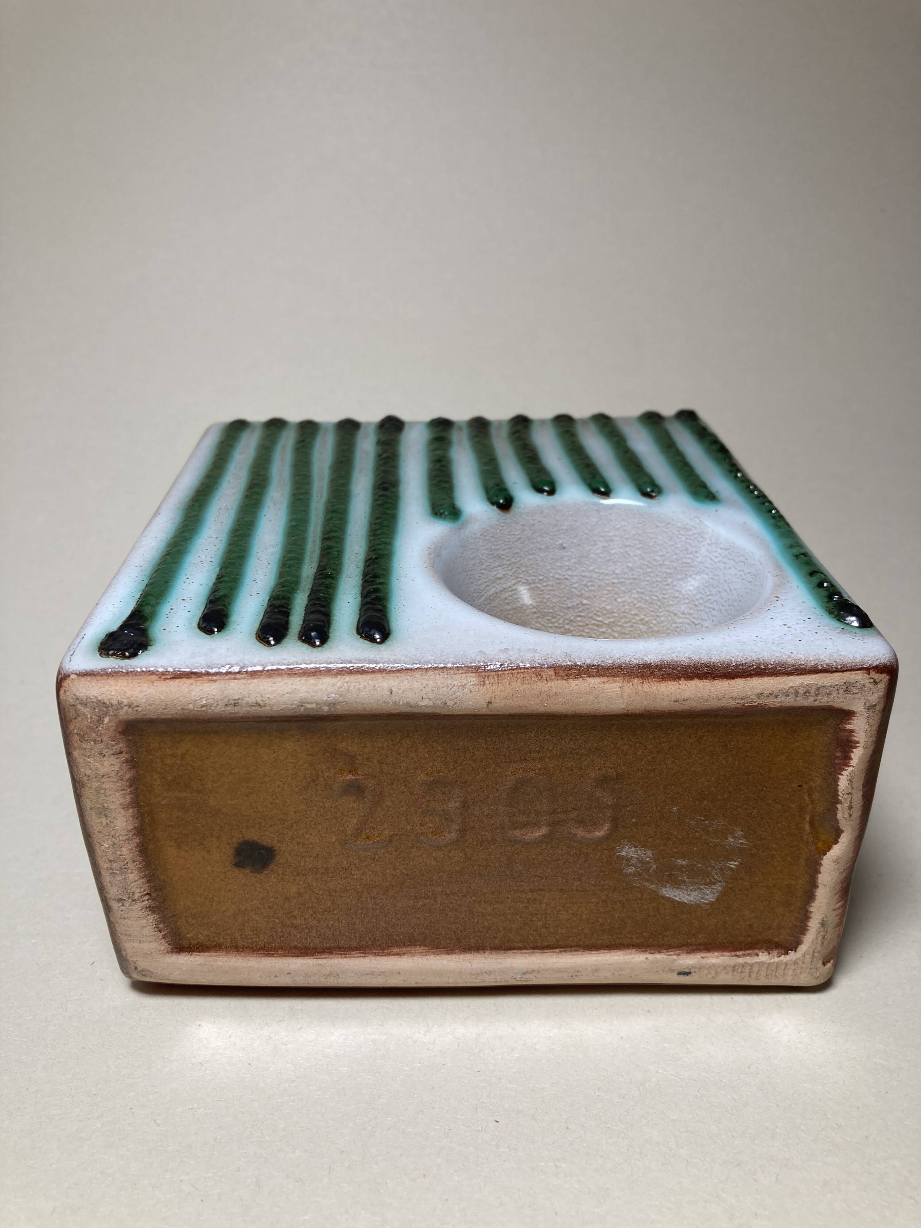 Ceramic vases