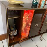 Illuminated window bar