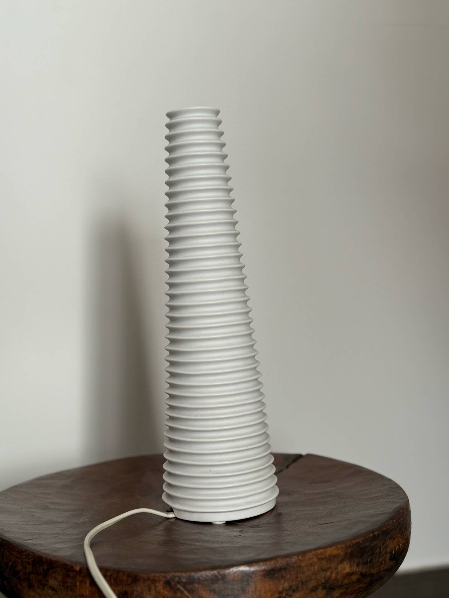 Bista Vintage Desk Lamp in Porcelain