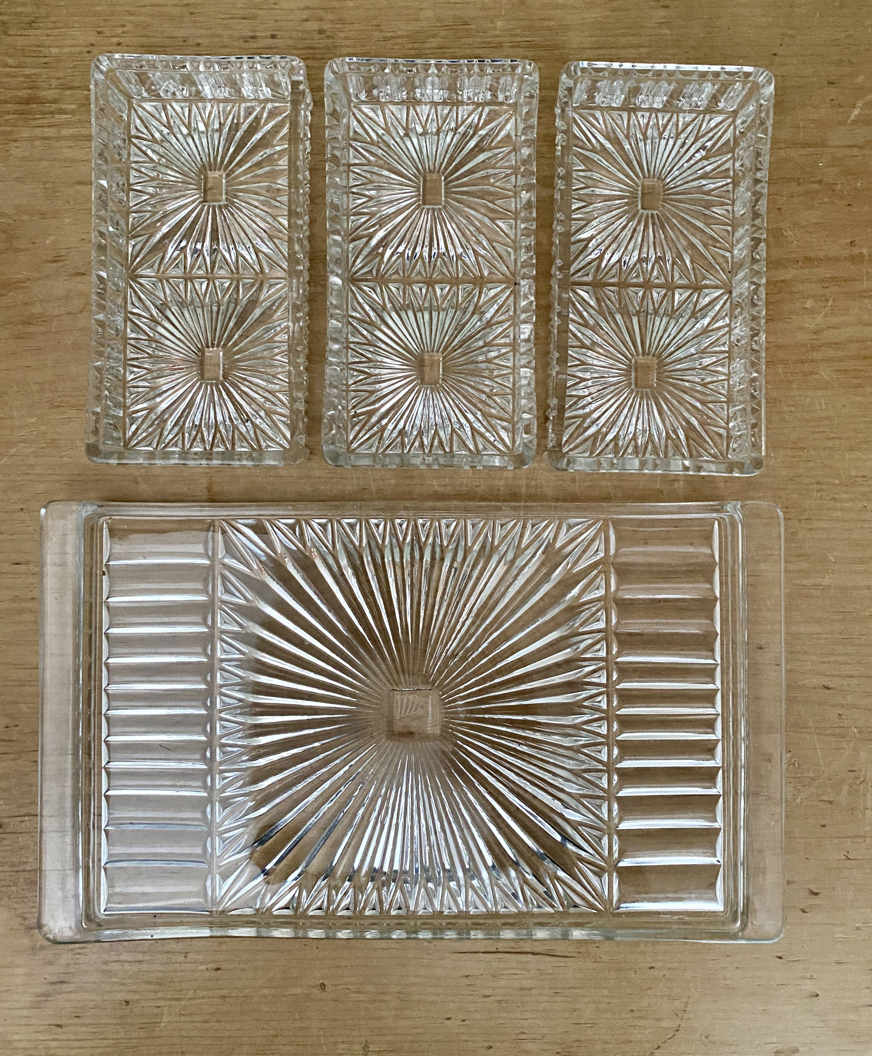 Tray and 3 vintage ramekins in worked glass
