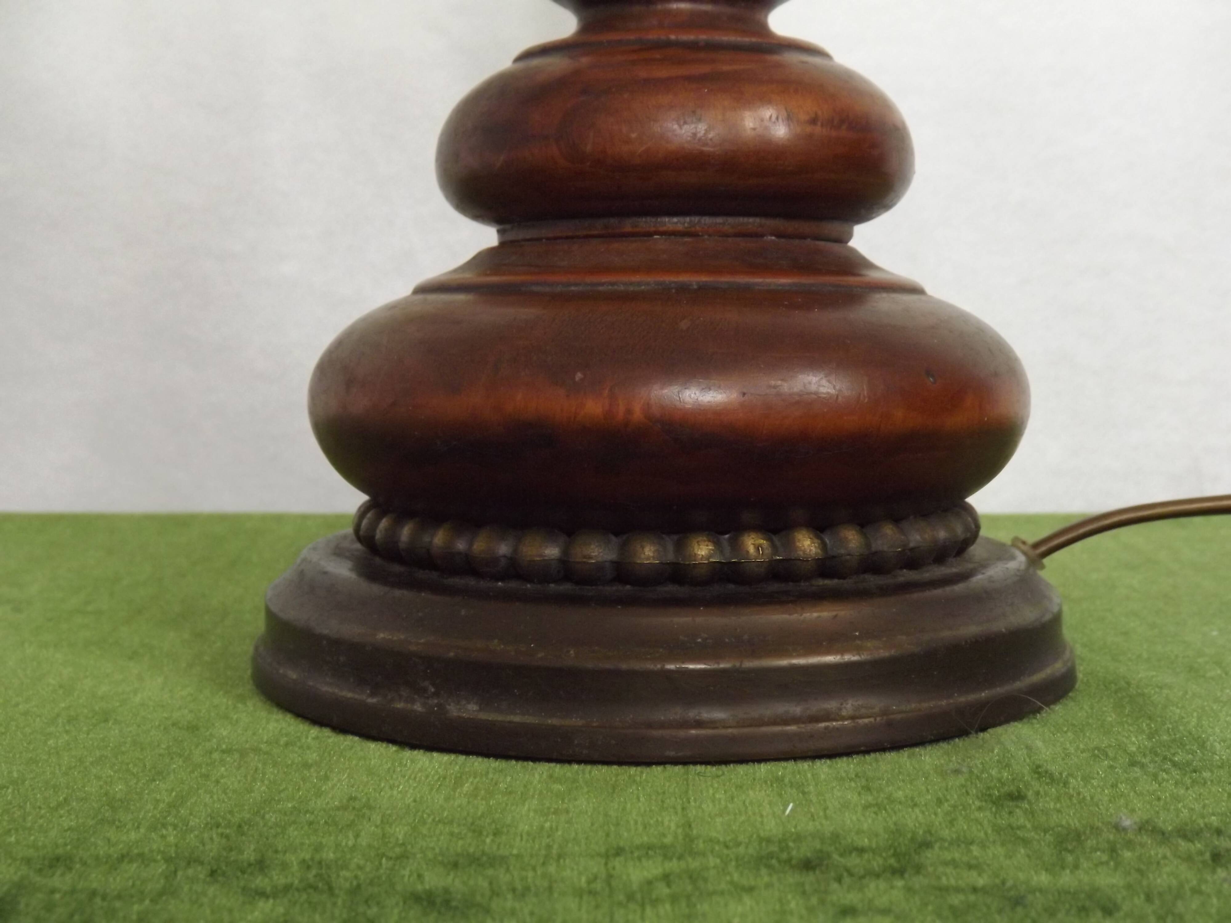 Wood and opaline glass lamp