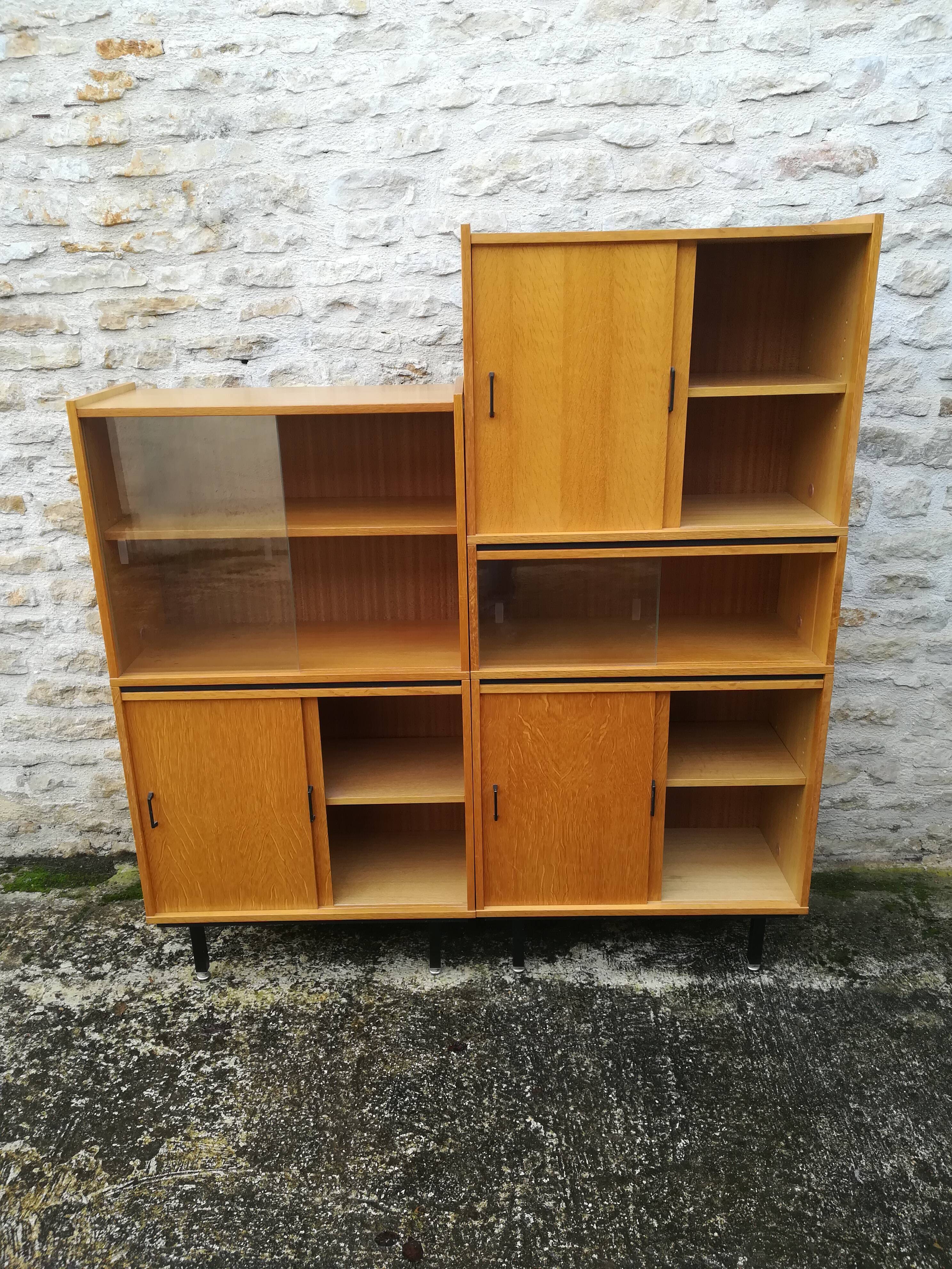 Modular vintage showcase bookcase