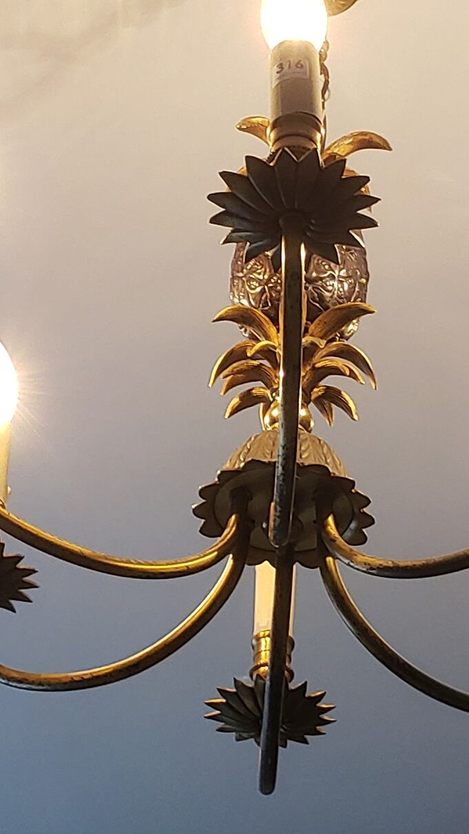 Chandelier pineapple