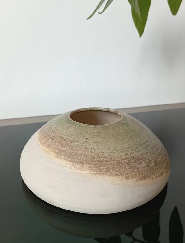 Vintage studio pottery signed - Variegated green and raw earth
