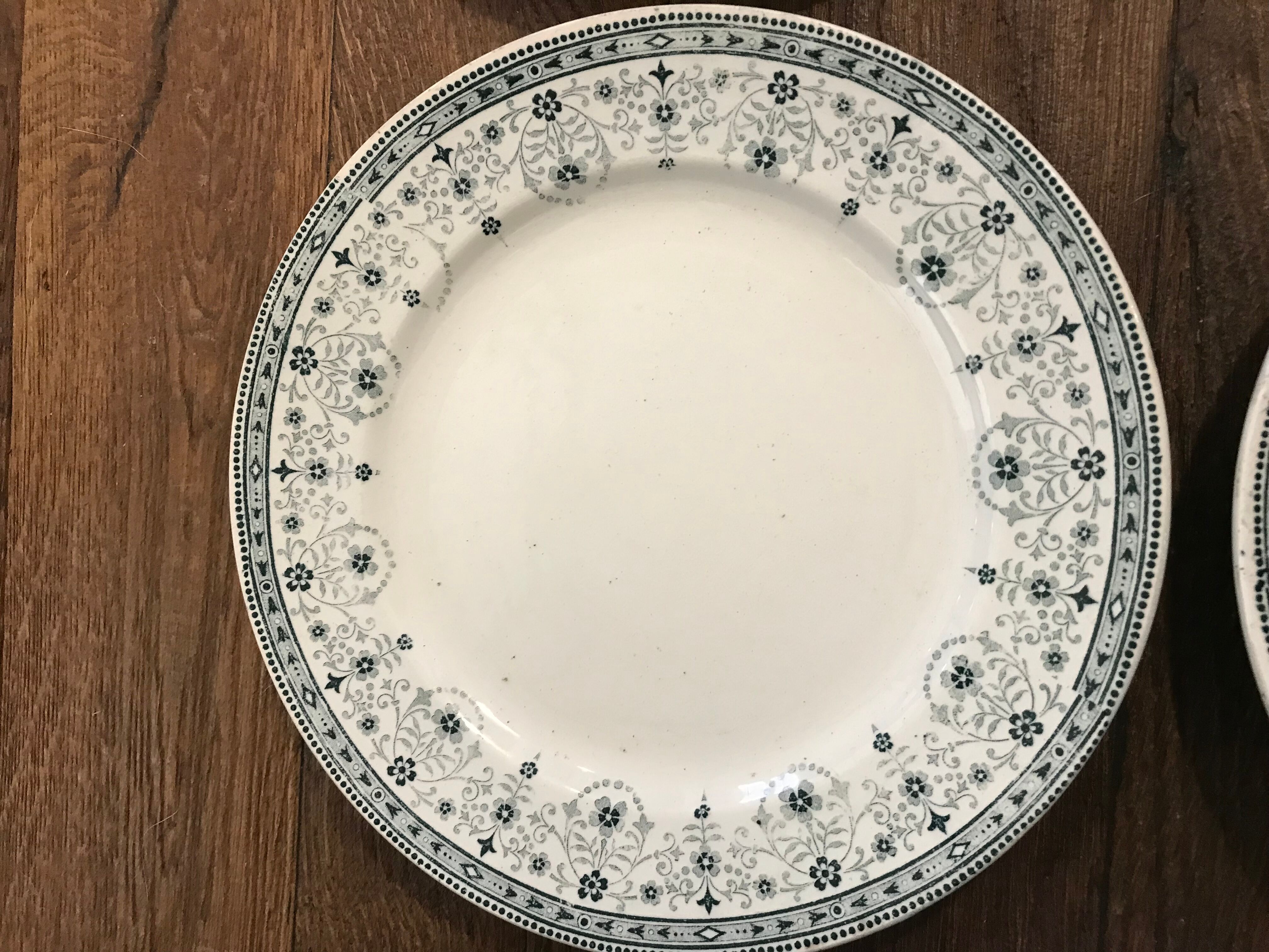 4 plates for dessert Saint Amand