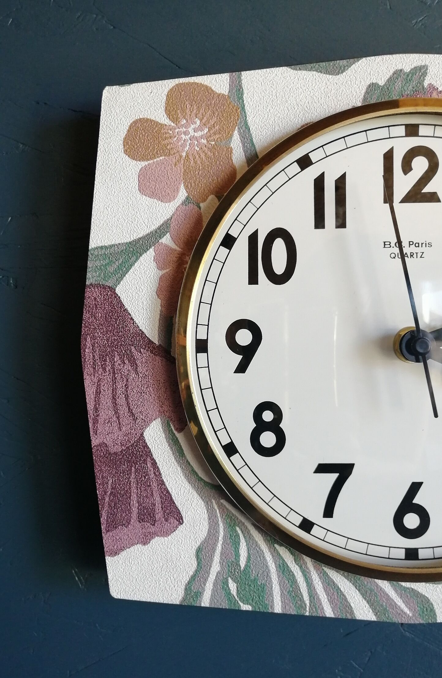 Vintage clock formica silent wall clock "BC Paris Quartz"