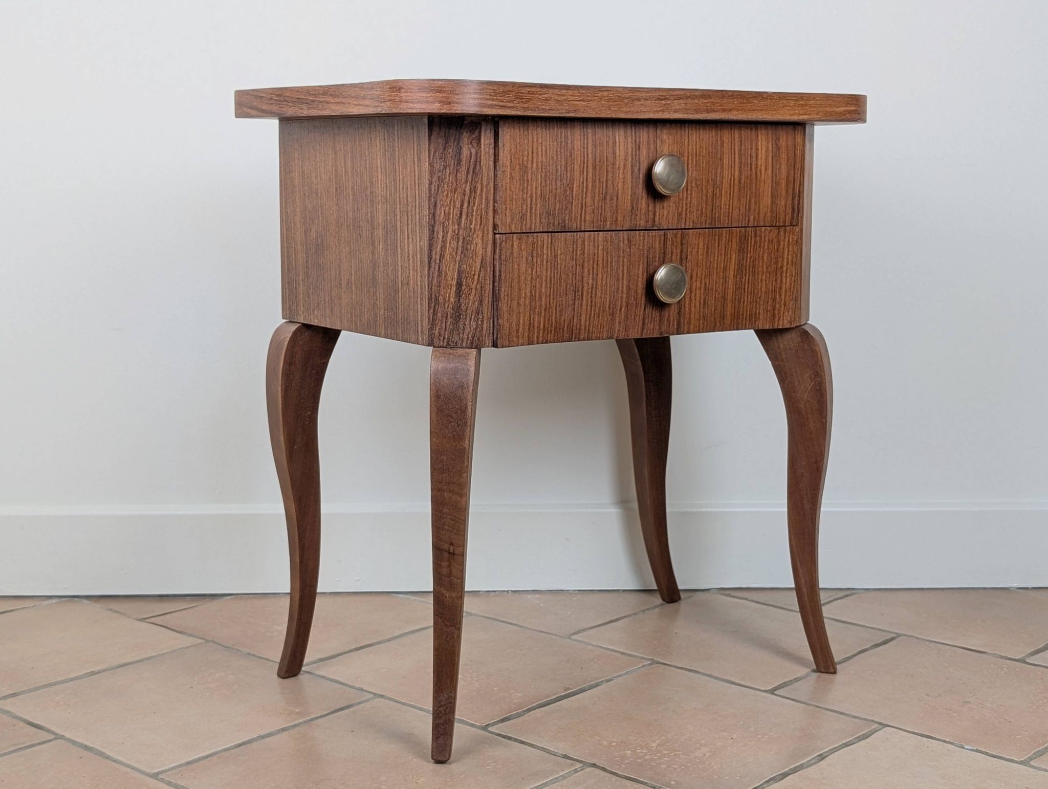 Table de chevet