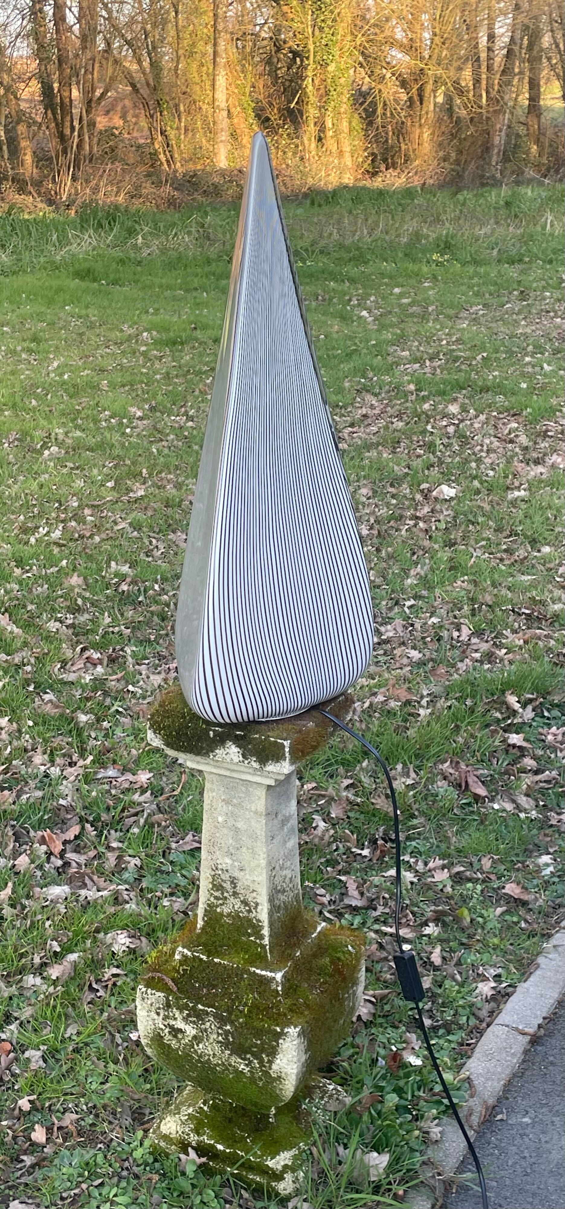 Pyramidal glass lamp by Lino Tagliapietra for Vetri Murano, circa 1982