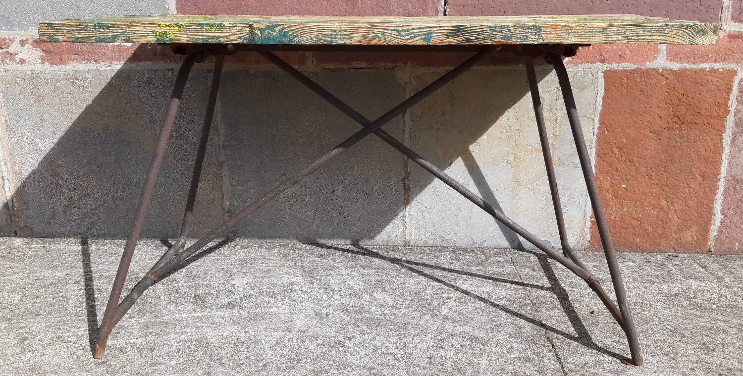 Folding workshop table