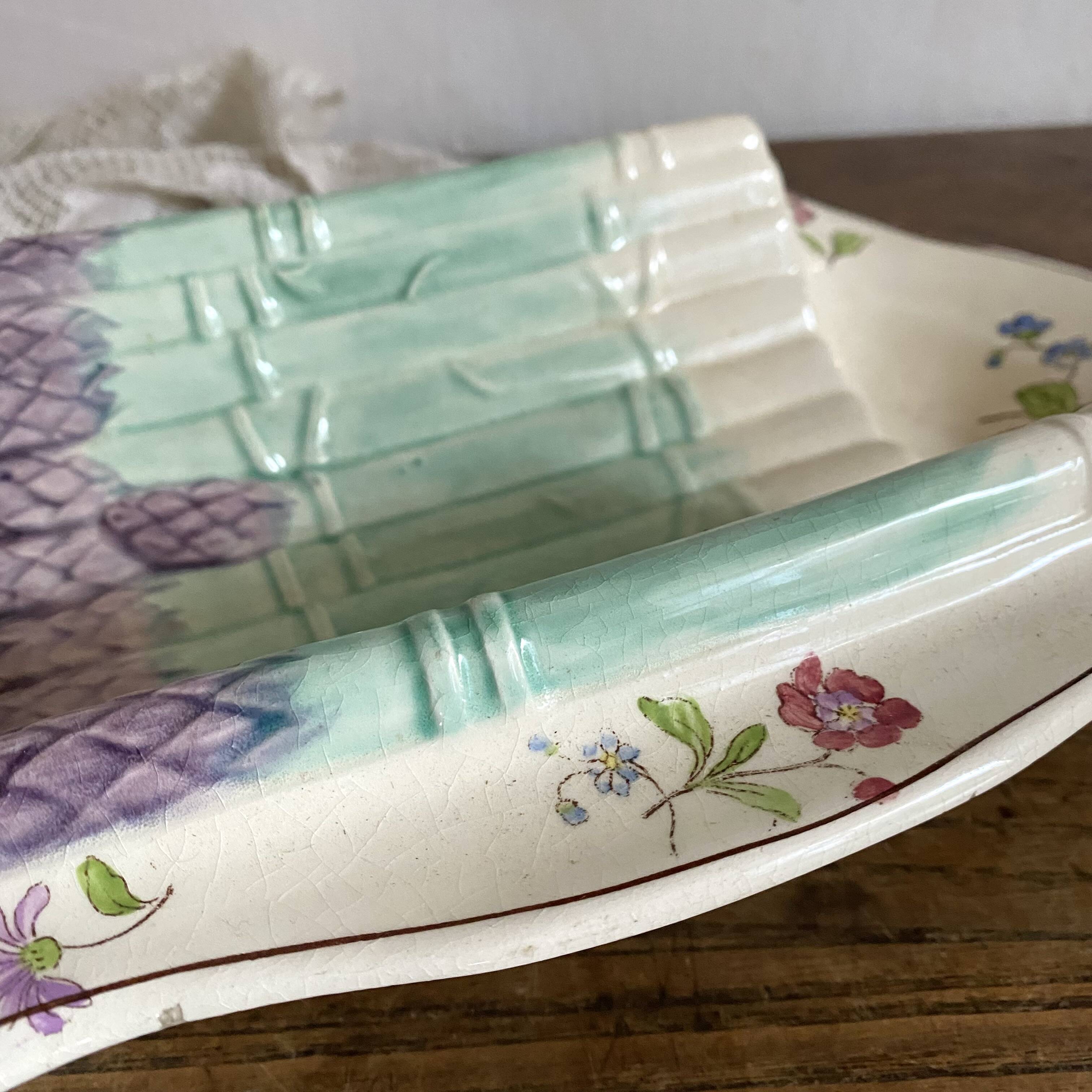 Longchamp asparagus dish in ironstone and slipware, 1900