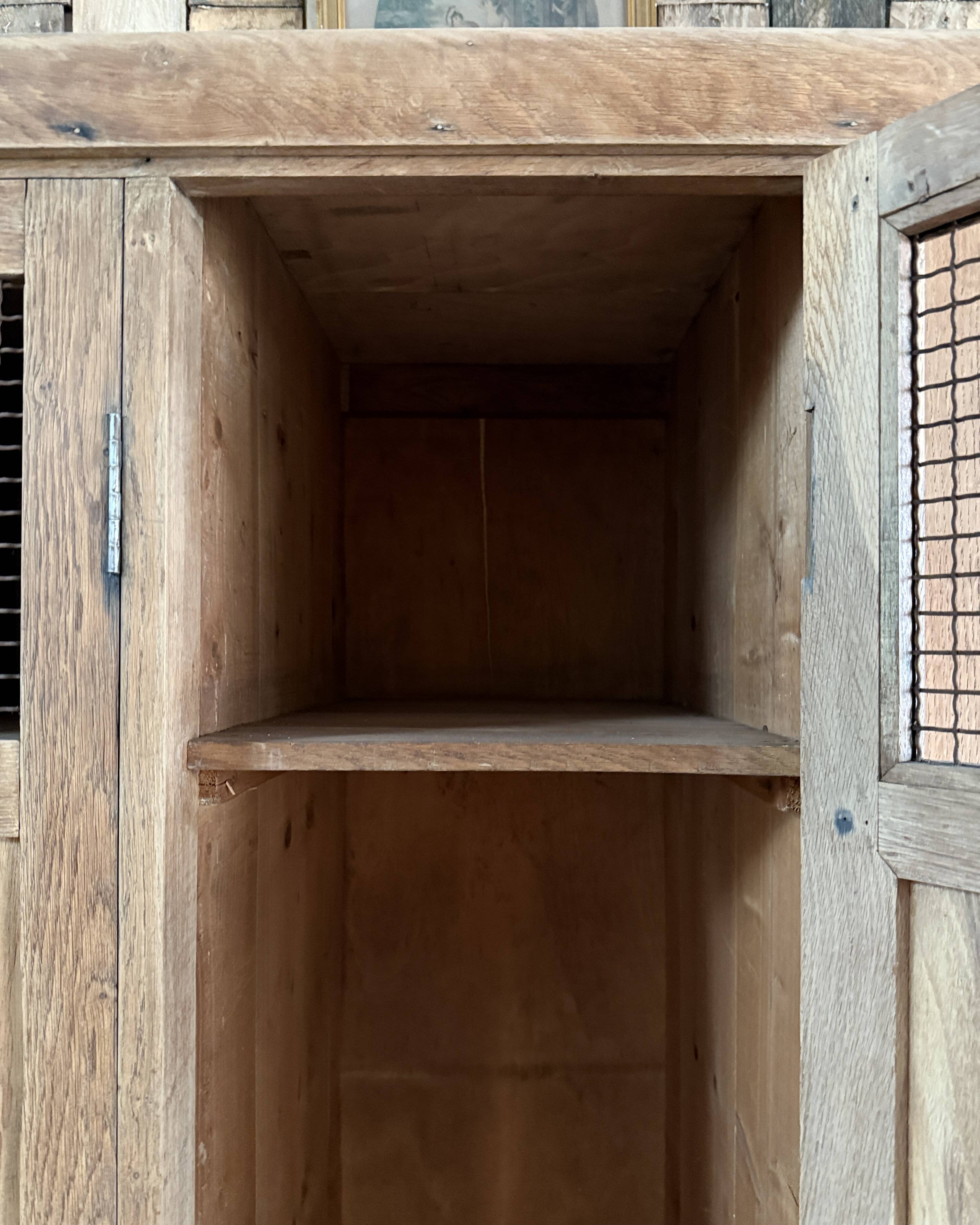 Ancien vestiaire d’atelier (rénové)