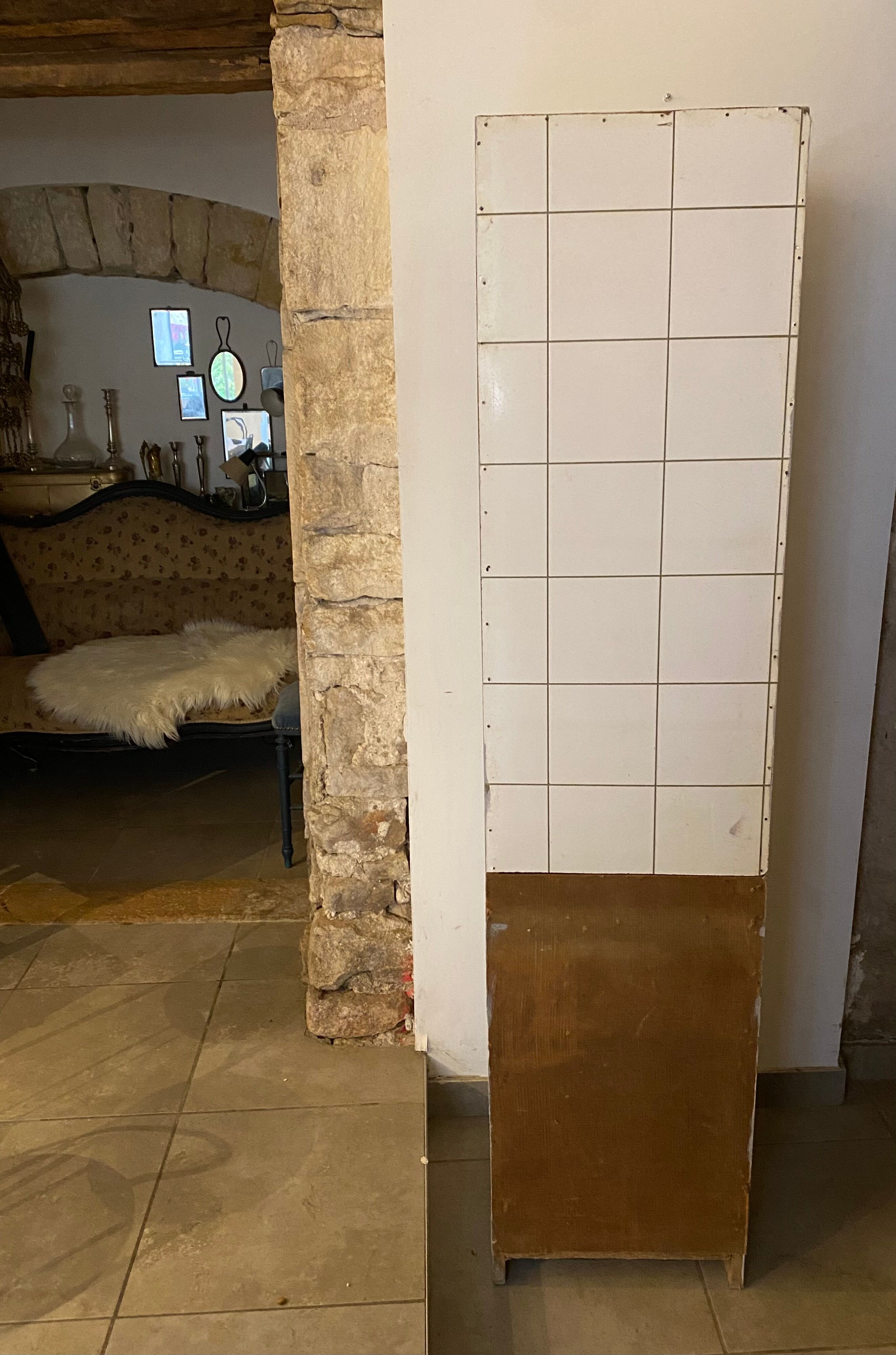 Toilet column cabinet