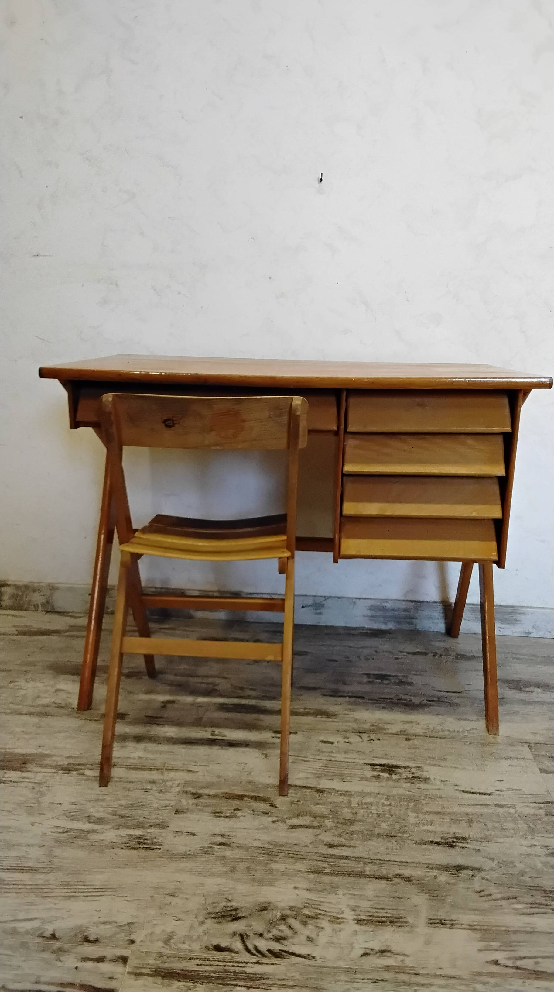 Bureau vintage pieds compas et sa chaise années 50/60