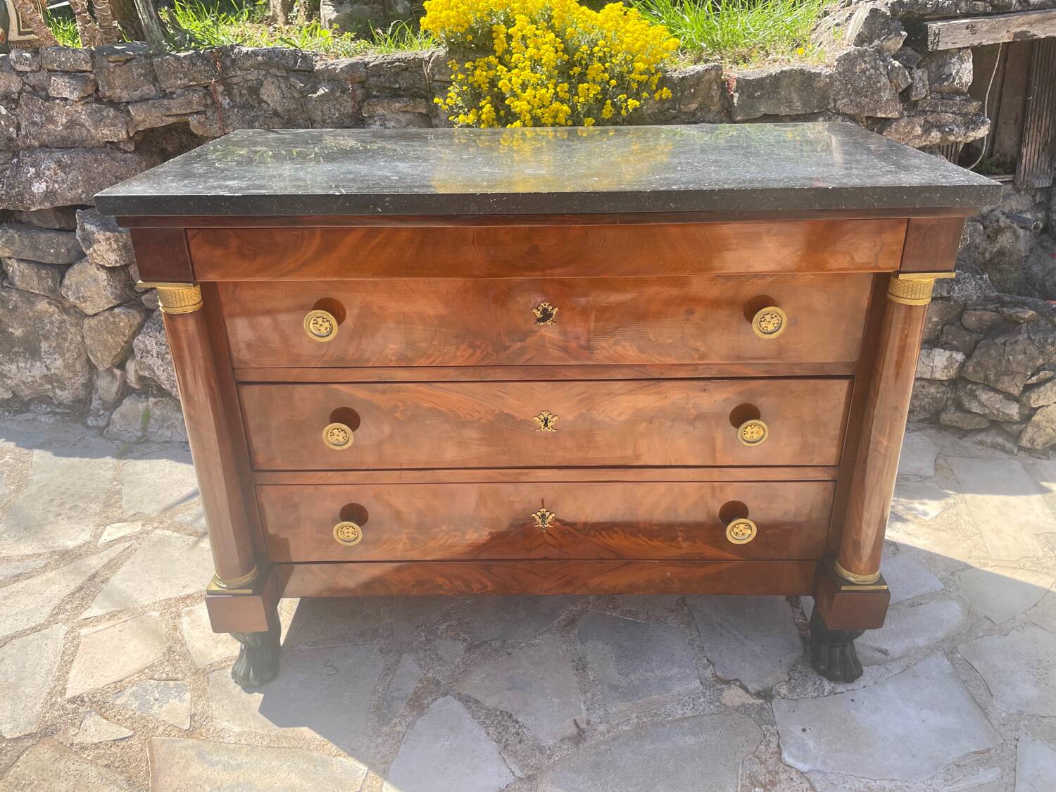 Commode empire retour D’Égypte en Acajou Flammé Époque XIX eme siècle