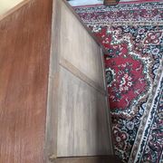 Commode scandinave à trois tiroirs en chêne pieds compas