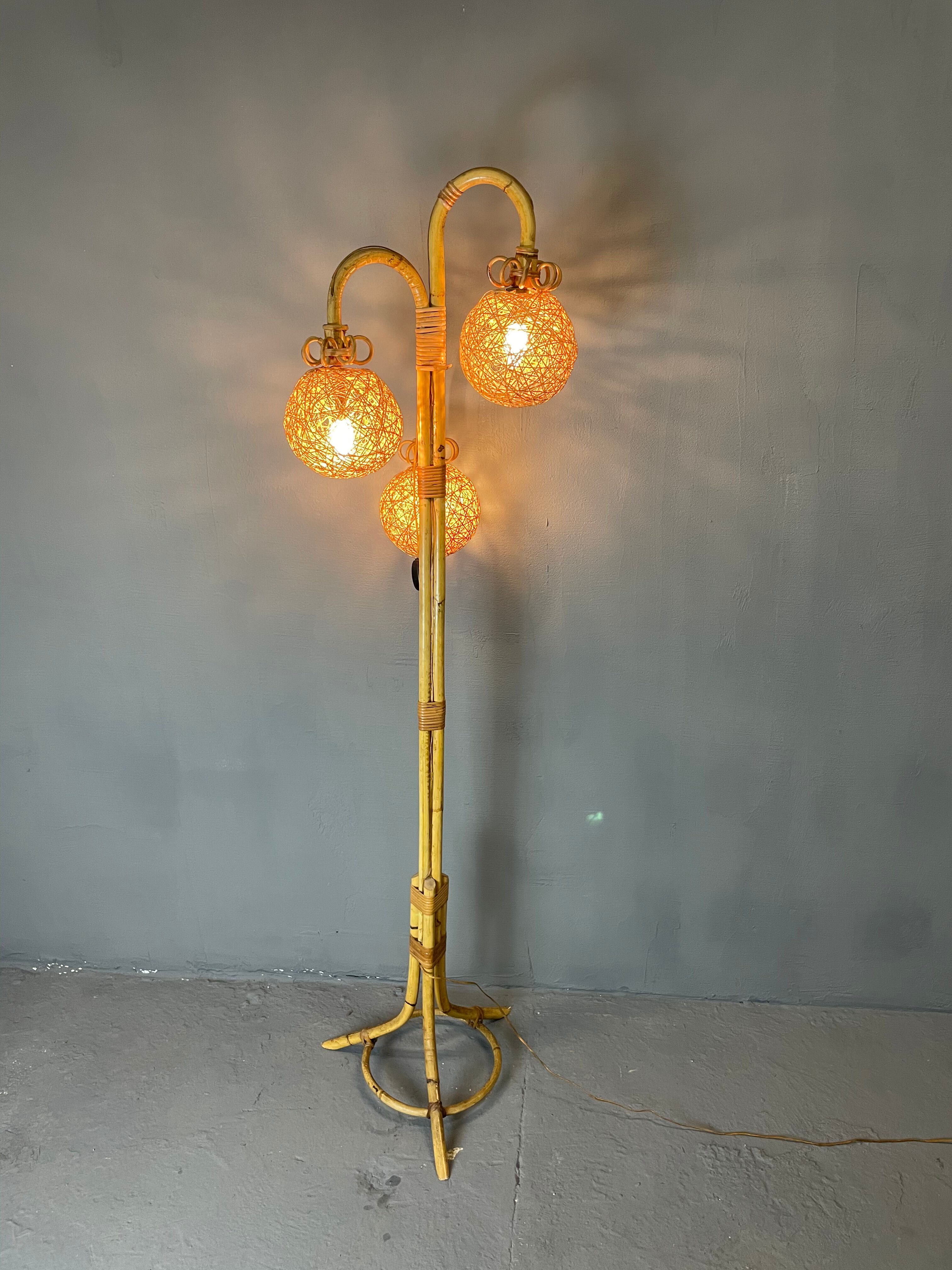 Rattan floor lamp 3 fires 50s