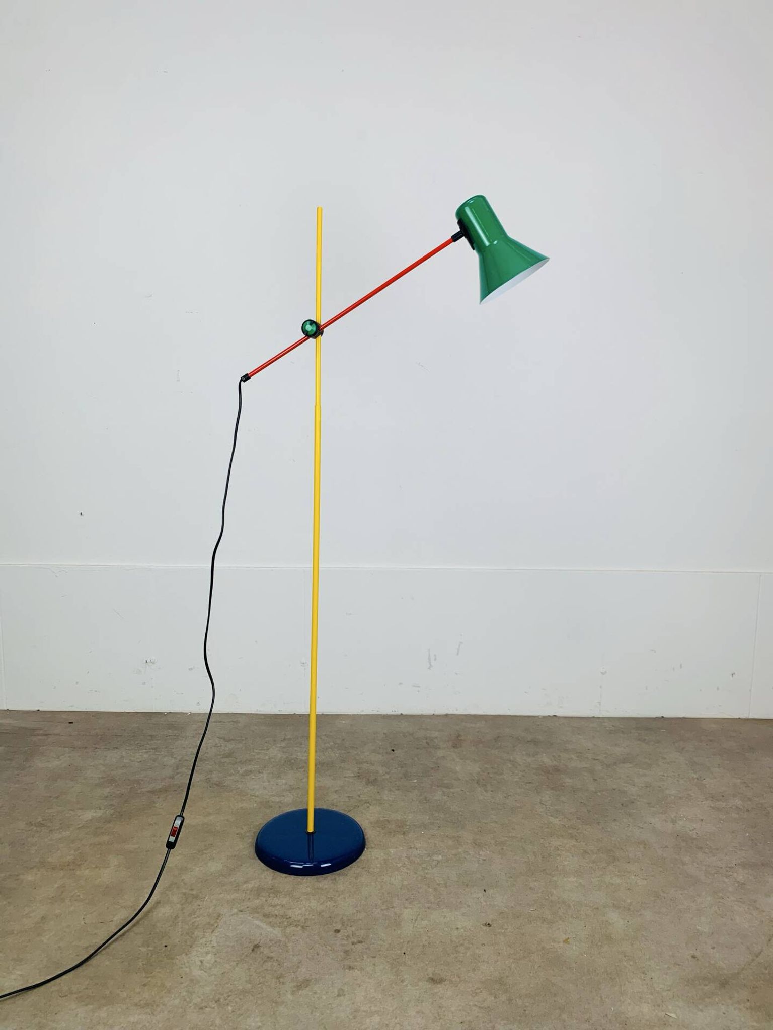 Lampadaire Veneta Lumi couleurs primaires