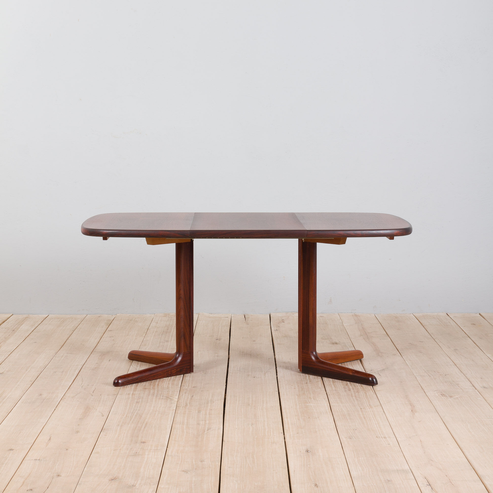Skovby rosewood extendable table with 2 leaves, Denmark 1970s