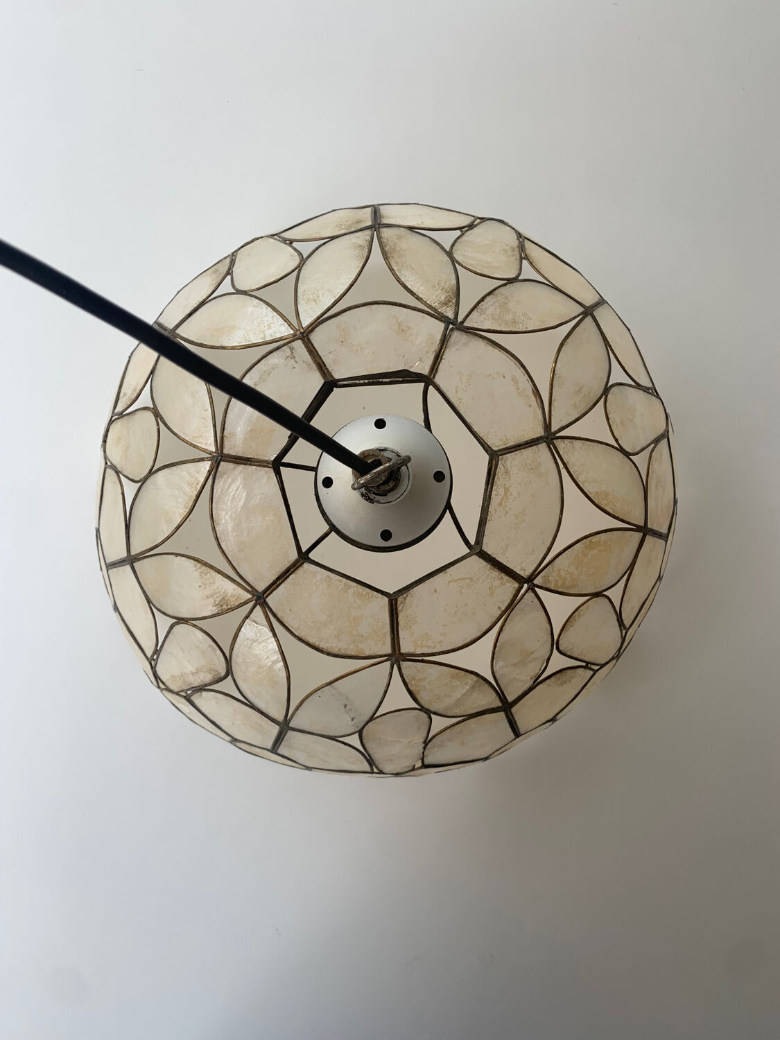 Lustre en nacre et laiton