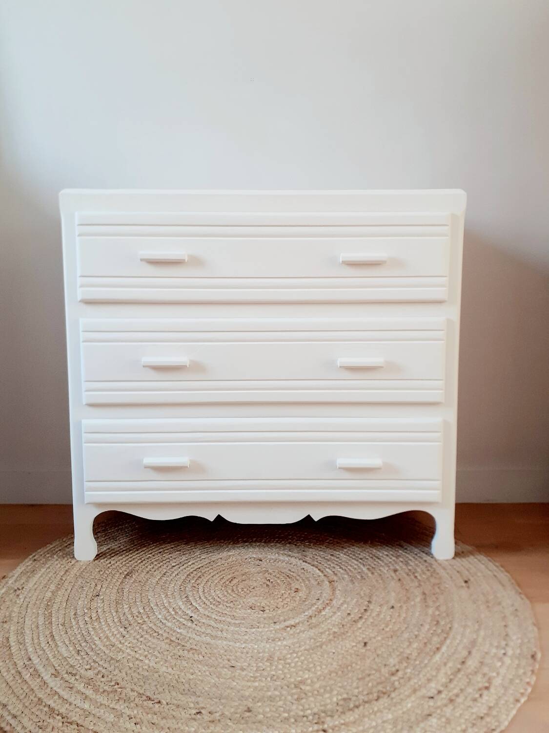Retro chic chest of drawers