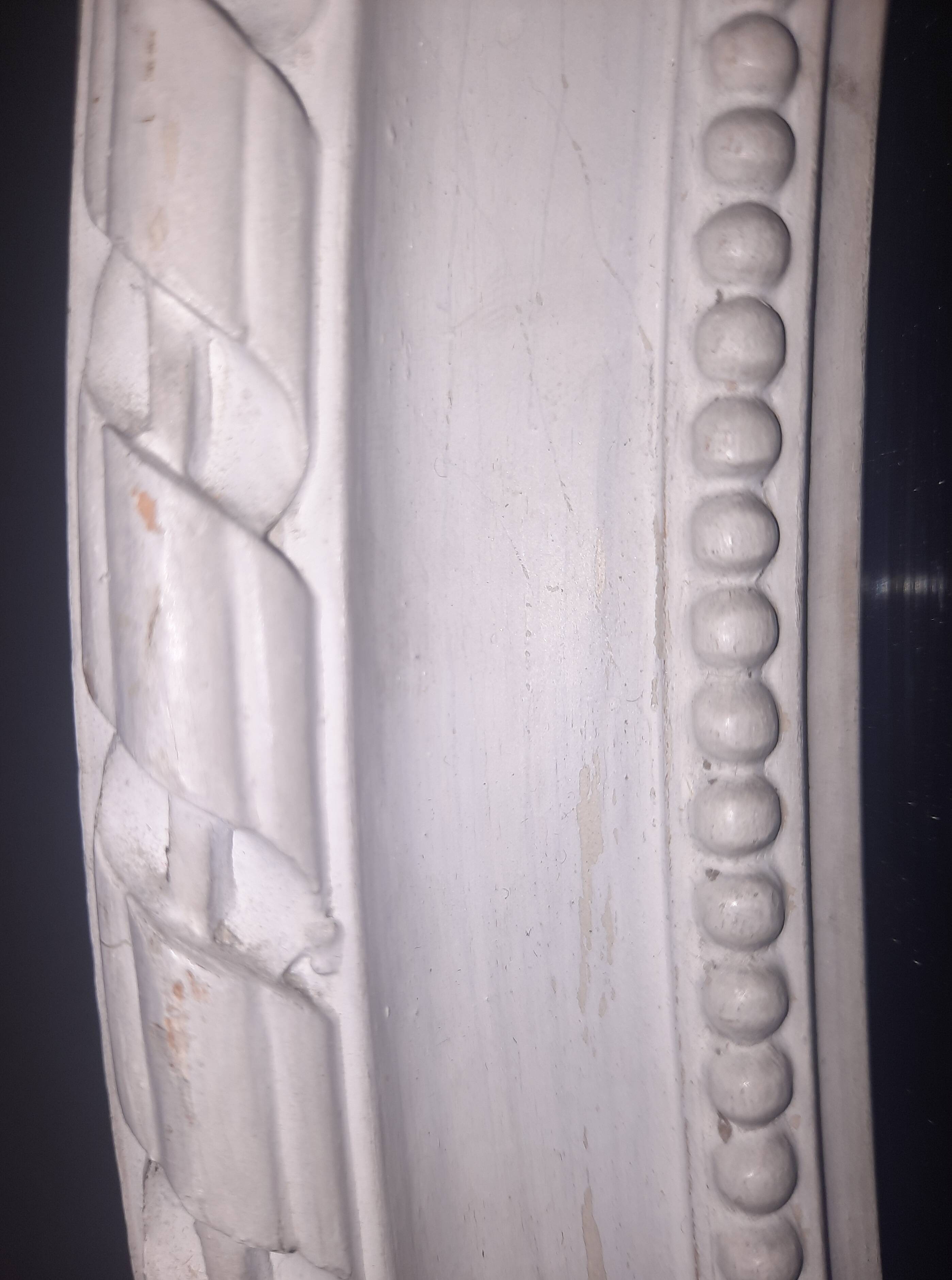 Mirroir oval  style Louis XV I