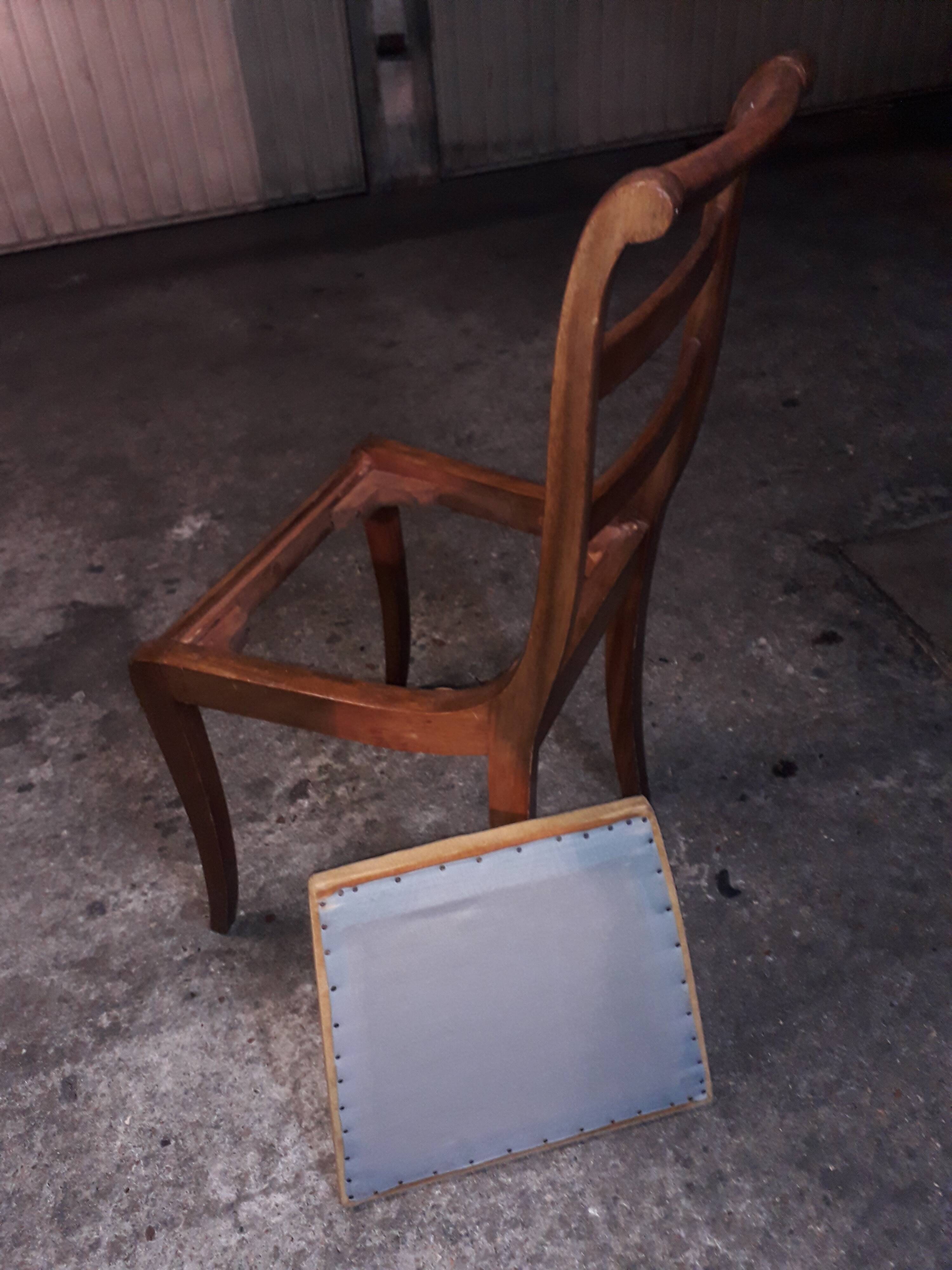 Série de 5 chaises à galette