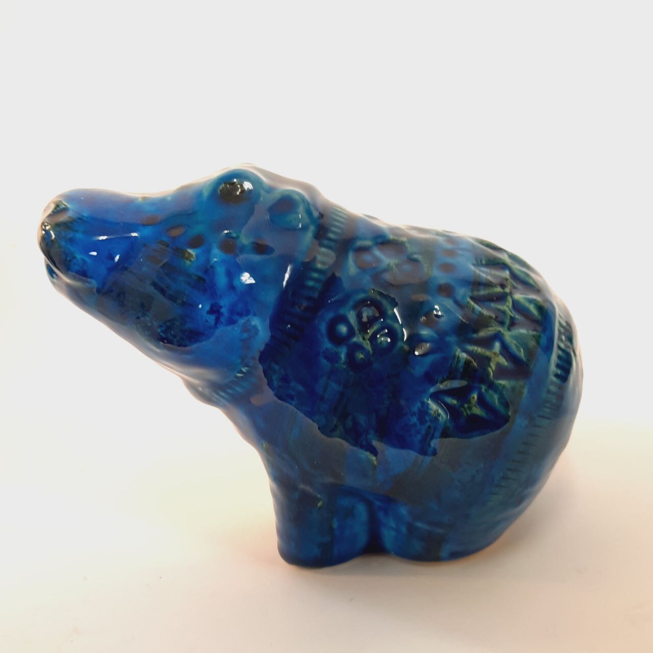 Vintage hippo statue, design Aldo Londi for Bitossi, Rimini blue series.