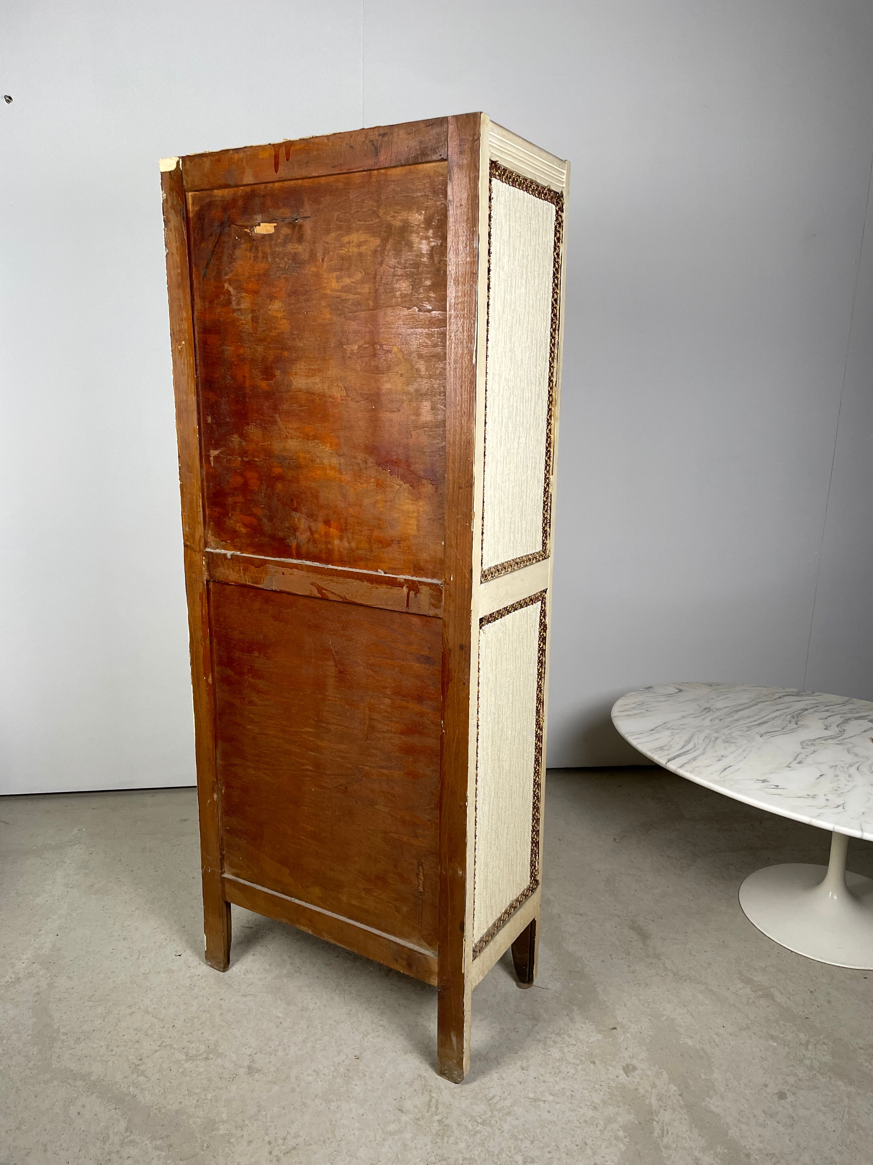 Vintage parisian wardrobe