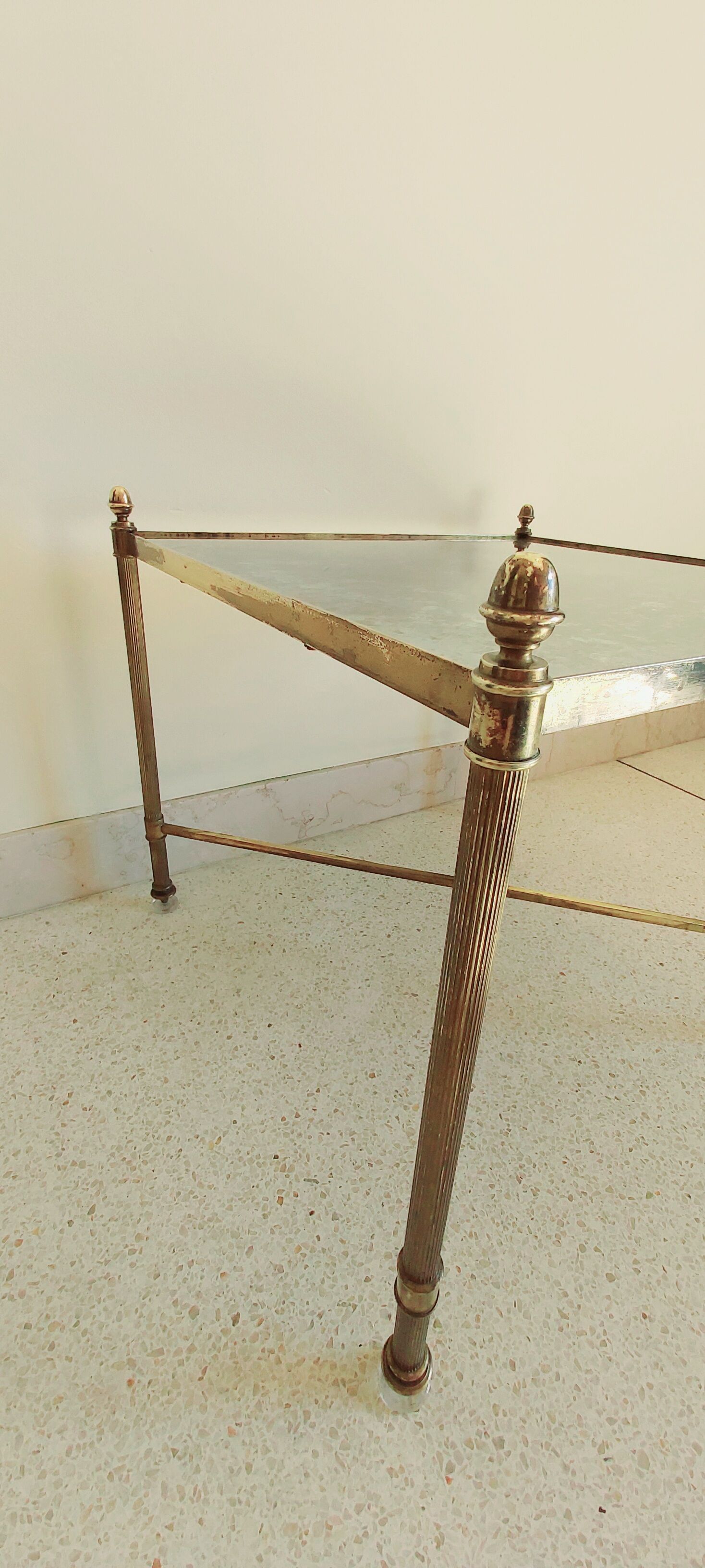 Table basse néoclassique 1960 laiton doré