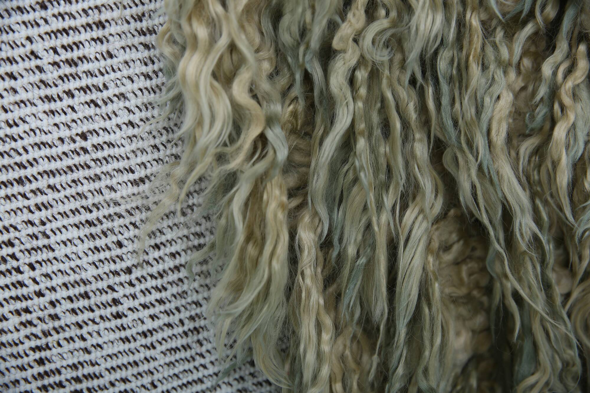 Handmade Turkish Vintage Wall Rug, 104x175Cm