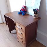 Children's desk