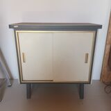 Small Strafor sideboard