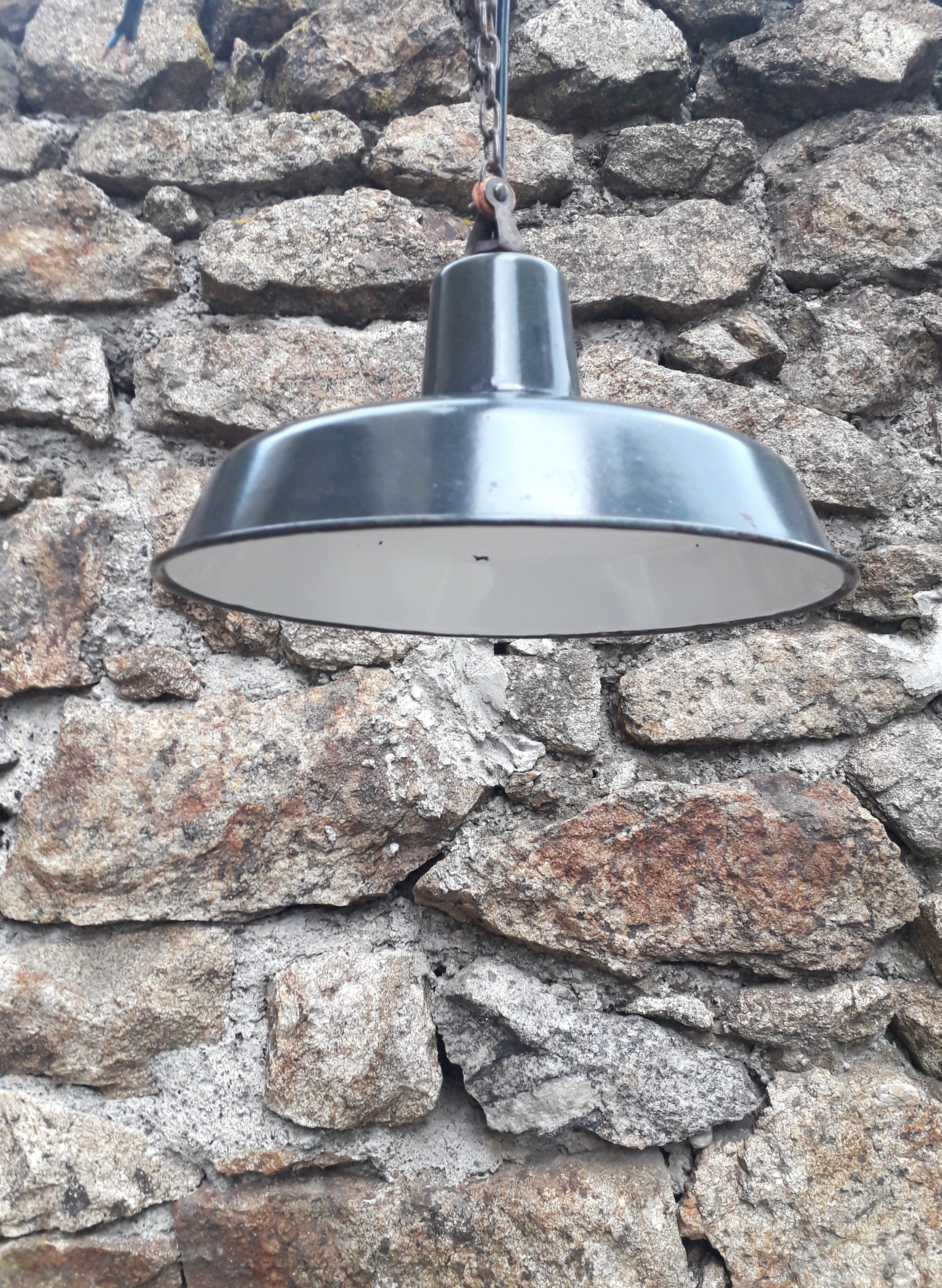 Old industrial suspension - enamelled sheet metal - 1950