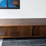 Airborne Midcentury Enfilade