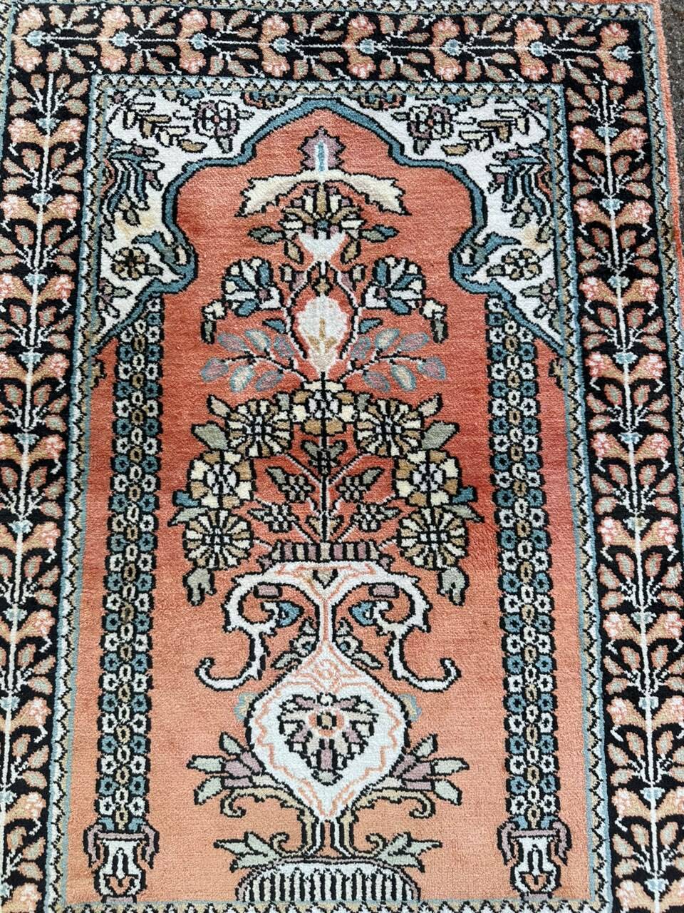 Turkish Persian Carpet Handwoven in Vegetable Silk (Bazaar 54 Istanbul) – 90x65 cm